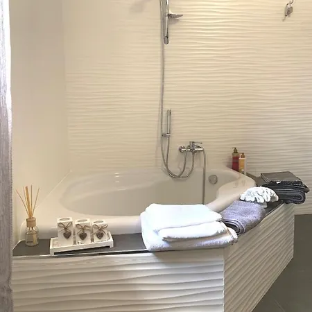 I Colori Dell'isola Bed & Breakfast *
